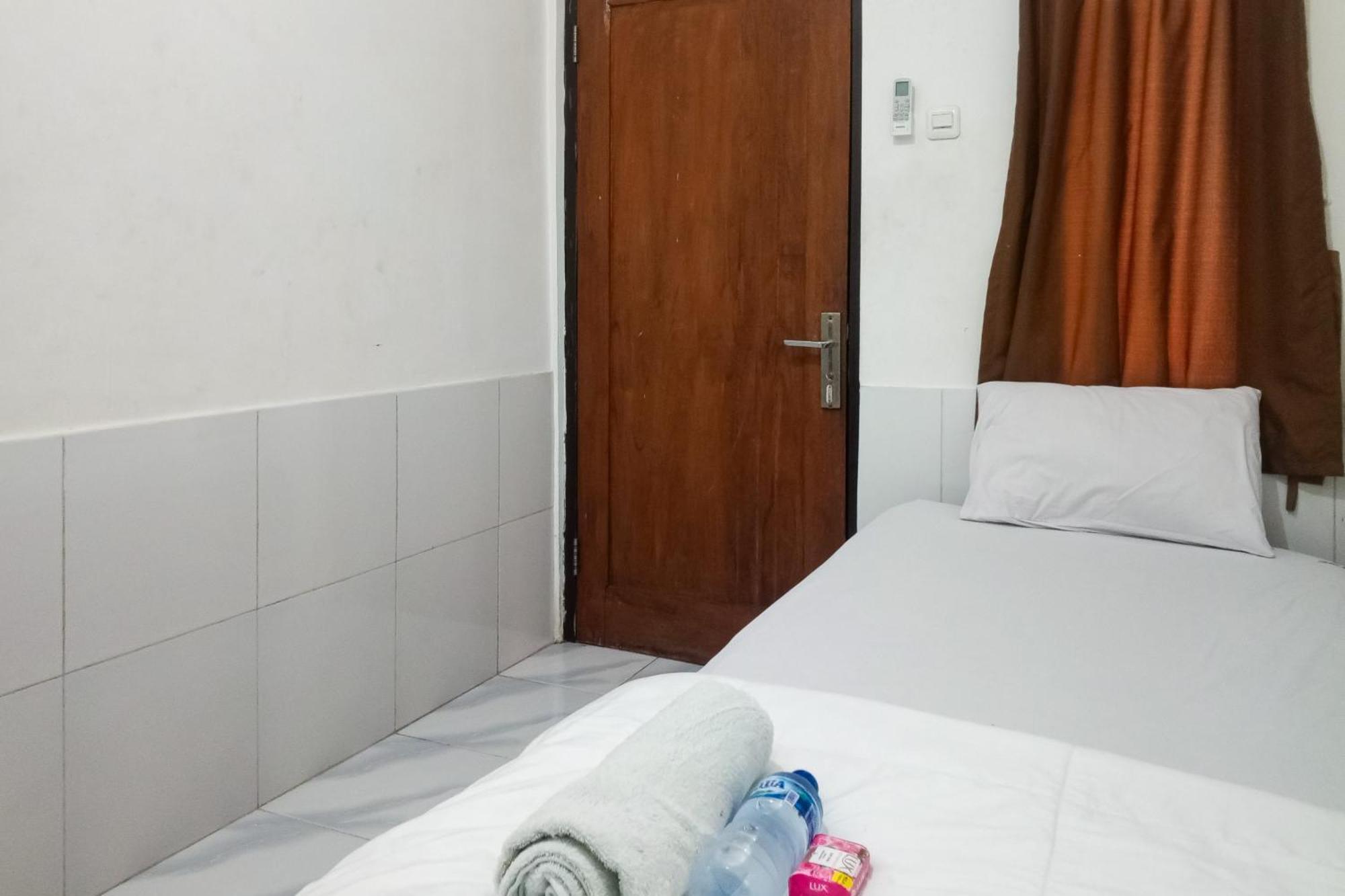 Hotel Malibu Syariah Bogor Redpartner Exterior foto